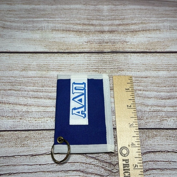 Vintage Alpha Delta Pi Sorority Key Chain Key Holder Wallet 80s White Blue - Picture 4 of 4